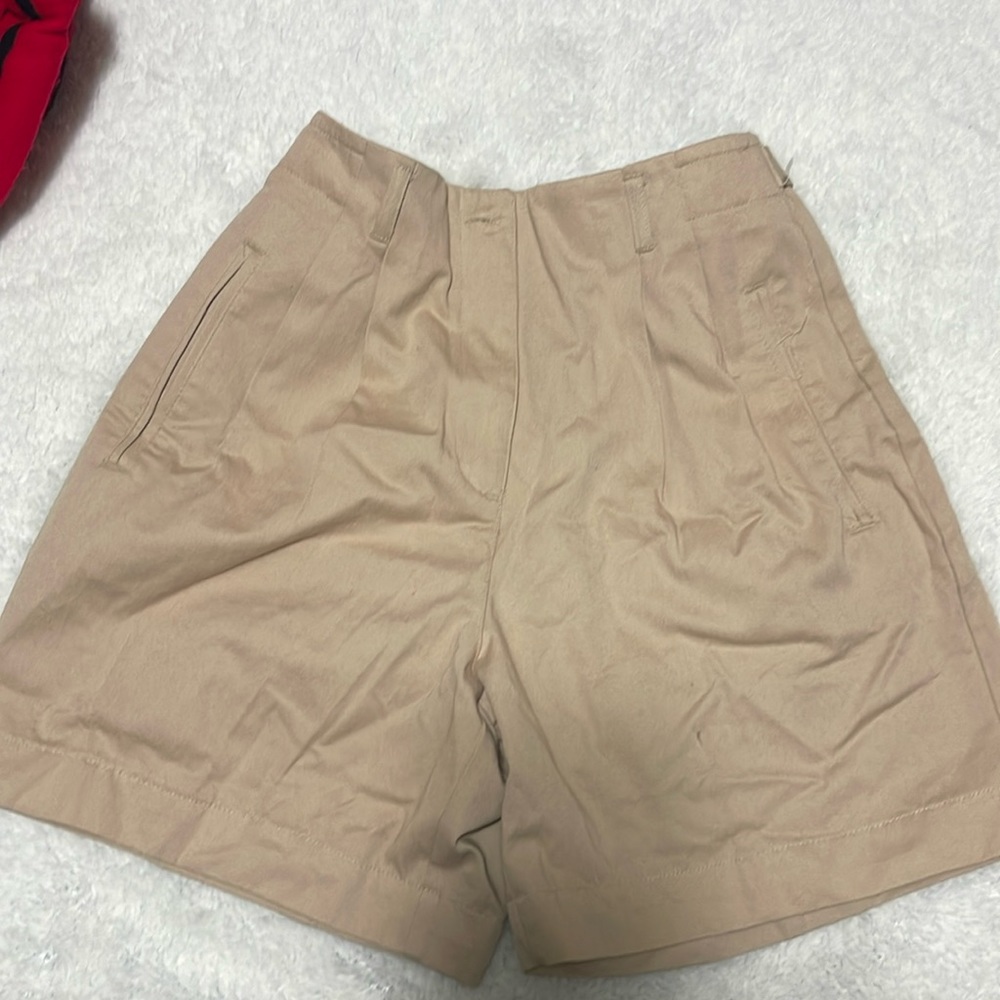 Jaclyn Smith sport petite shorts